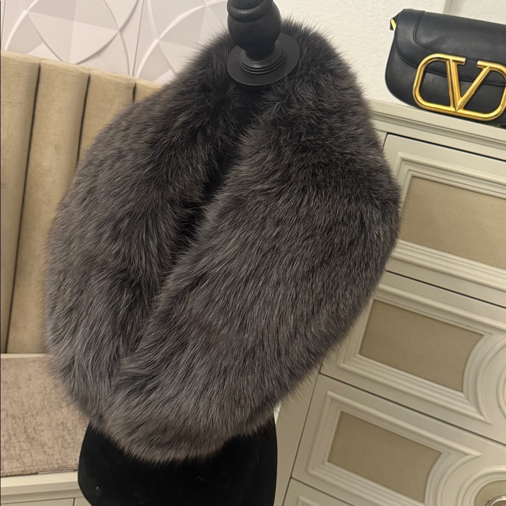 SAGA FOX FUR SCARF WRAP COLLAR - Picture 4 of 14